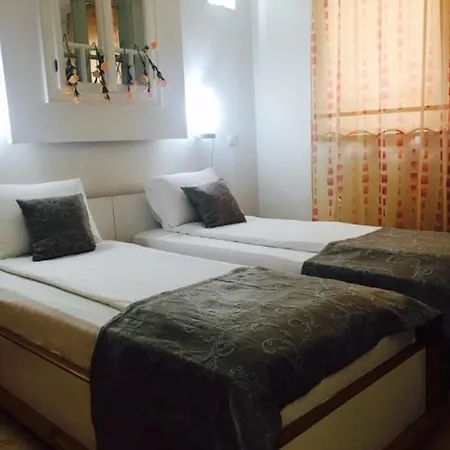 Boutique Hotel Safir-3