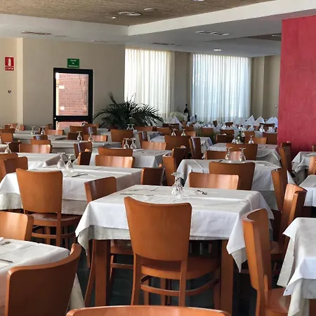 Hotel Puerta Guadalajara-3