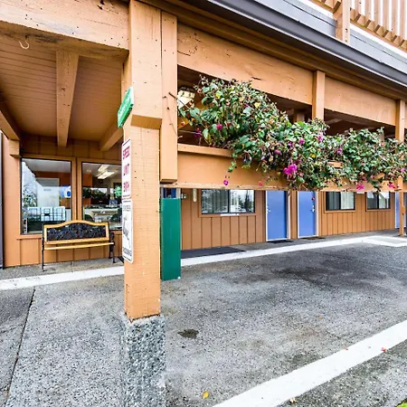 Motel 6 Gold Beach-3