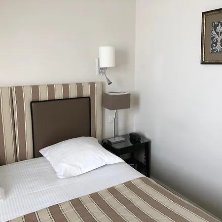 The Originals Boutique, Hôtel des Princes, Strasbourg Centre (Qualys-Hotel)-3