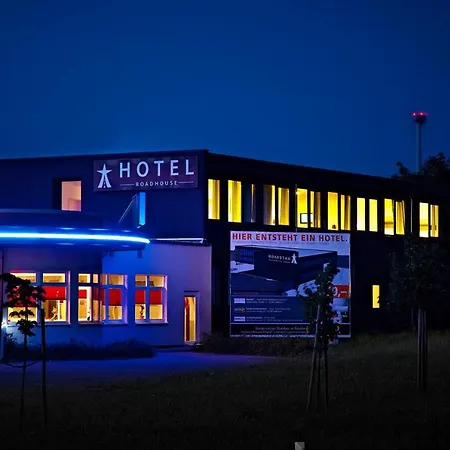 Road House Hotel-2