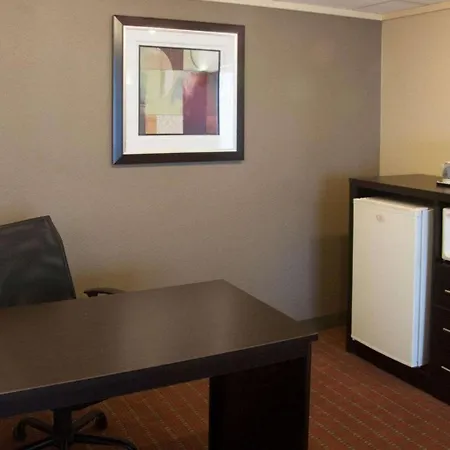 Quality Inn Phoenix Airport-2