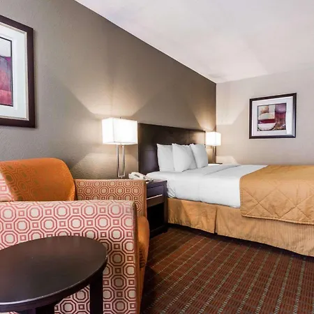 Quality Inn Phoenix Airport-3