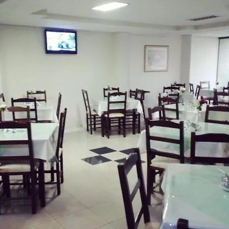 Hotel Maestro Express Toledo-3
