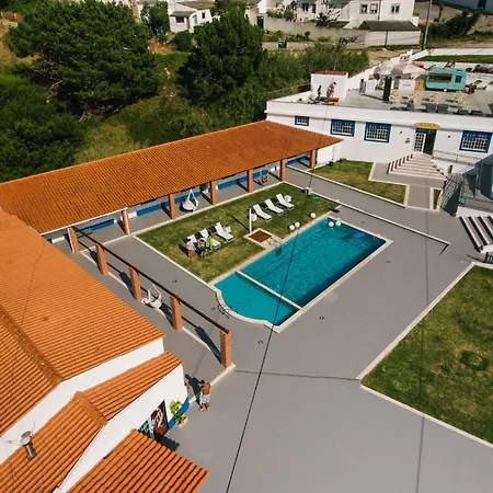 Zulla Nazaré`s Surf Village-2