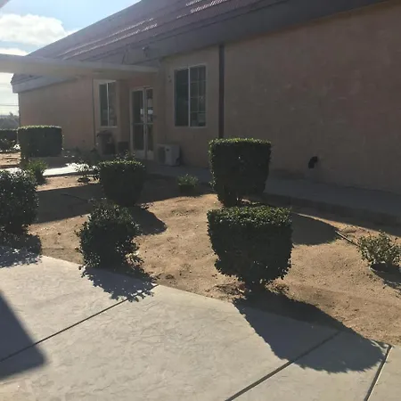 Budget Lodge San Bernardino-3