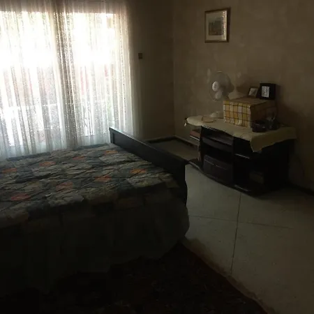 Property In A Quiet Area Close To The Train Station And Town-3