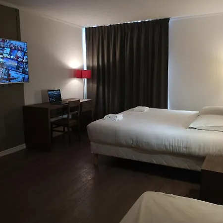 Yes Hotel-3