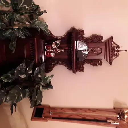 Lions Gate Manor-2