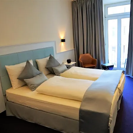 Hotel Brecherspitze-2
