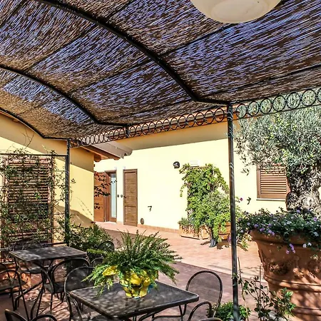 La Terrazza di Castiglione APPARTAMENTI VACANZA-3
