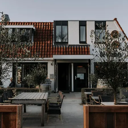 Hotel De4dames-3