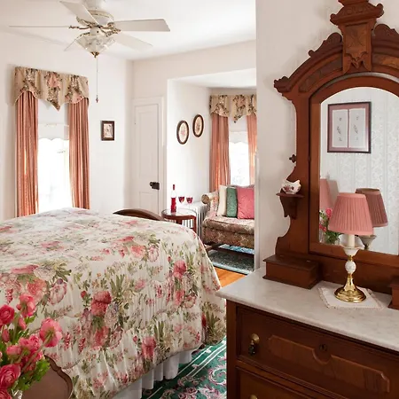 Brickhouse Inn B&B-3