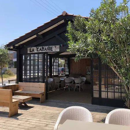 Le Pavillon Bleu-3