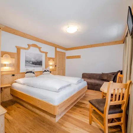 B&B Marina Contacless Check In-3