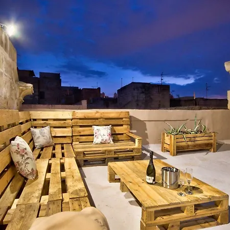 Laparelli Suites: Luxury Suite 1-2