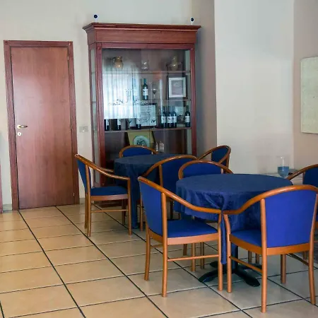 Albergo Dei Leoni-2