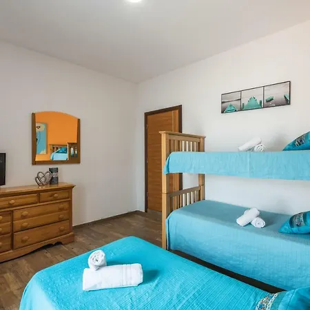 Lagos Downtown Guesthouse-2