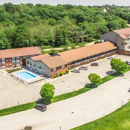 Mainstay Hotel And Conference Center-2