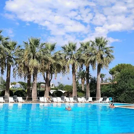 Villaggio Turistico La Mantinera - Appartamenti de Luxe-3