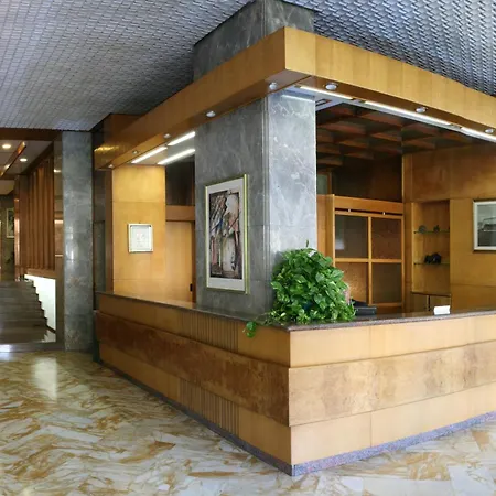 Hotel Plaza-2