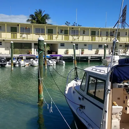 Smugglers Cove Resort And Marina-3