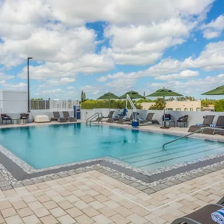 Wyndham Garden Ft Lauderdale Airport & Cruise Port-2