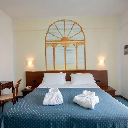 Grand Hotel Excelsior-2