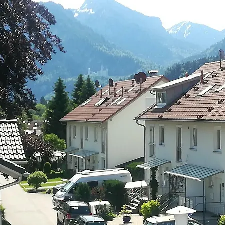 House La Neuschwanstein Blick - Budget City Hotel-3