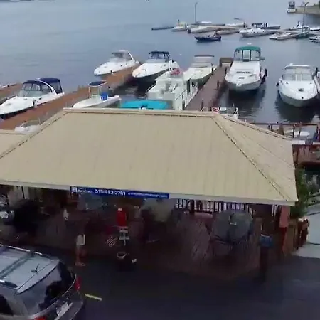 Hills Motel & Marina-2