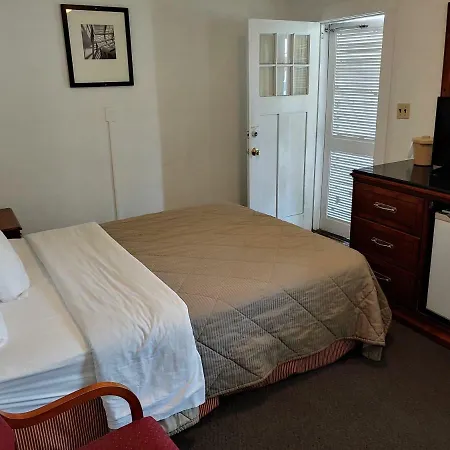 Rosewood Inn-3