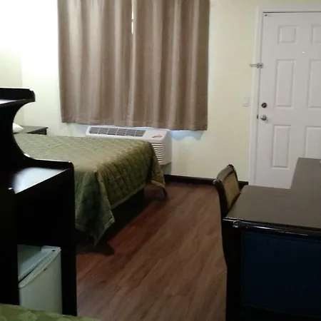 El Rancho Motel-2
