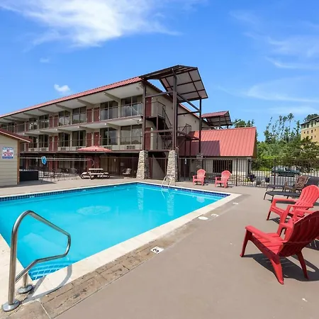 Econo Lodge-2