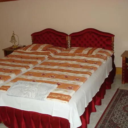 Royal Villa-3