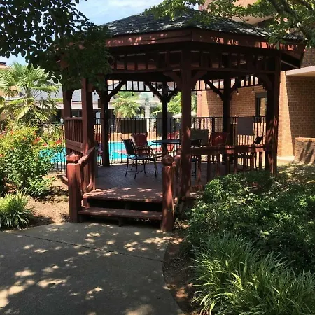 Ramada By Wyndham Raleigh-2