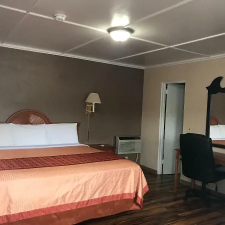 Hilltop Inn-3