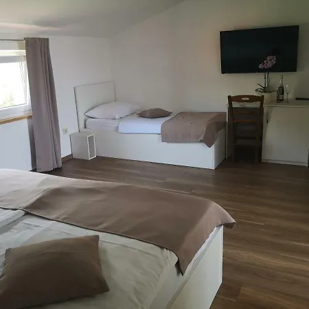 Rooms Vukusic-3