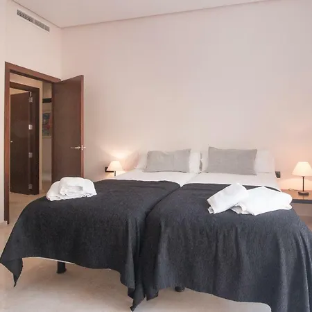 Bet Apartments - Canovas Rooms-2
