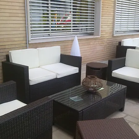 Hotel Residencia Marista Santa Maria Del Mar-3