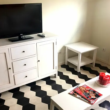 Moderno Apartamento Sobre El Rio-2