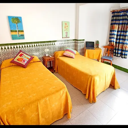 Hostal Estación-2