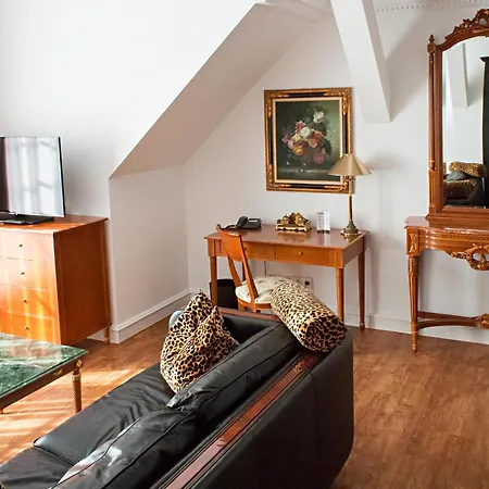 DORMERO Hotel Halle-2