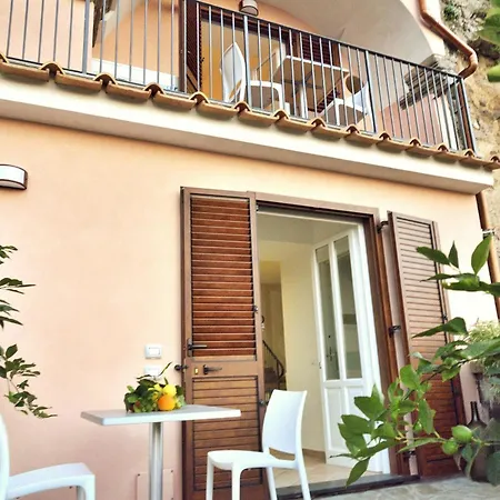 Lemon Flats Sorrento-2