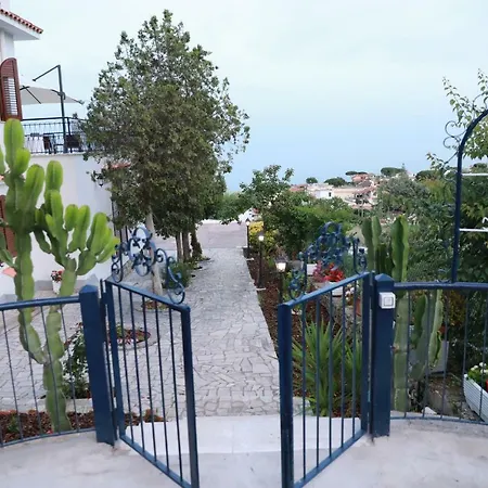 Gli archi sul mare-2