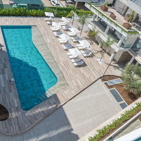Youmami Suite Hotel Wellness&Spa-3