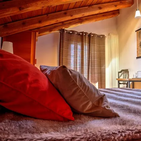 Maison Perriere - Chambres D'Hotes-2