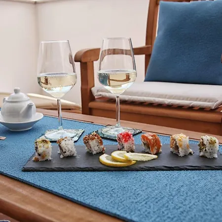 Mare Versus Luxury Suites-3