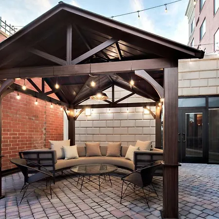 Courtyard Pittsburgh Shadyside-2