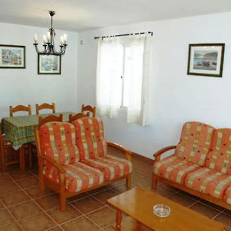 Apartamentos Blanco Sol-2