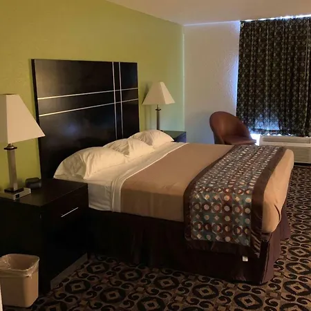 Travelodge By Wyndham Torrington-3